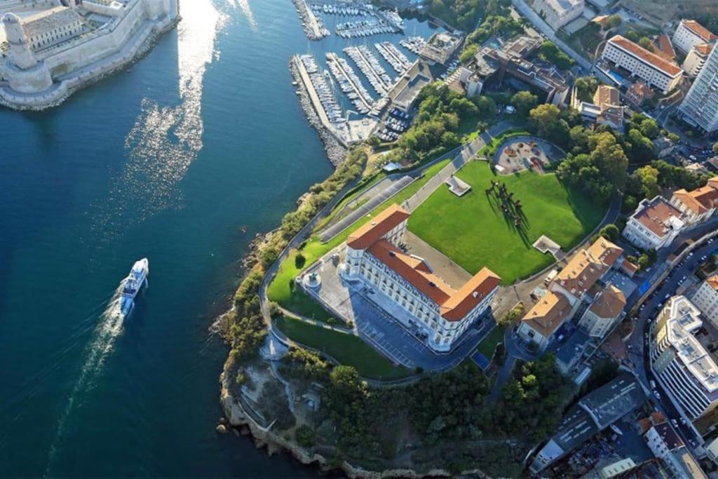 T2 47M2 Avec Terrasse - Proche Gare Marseille Apartment ภายนอก รูปภาพ