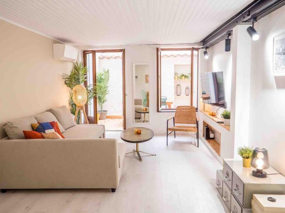 T2 47M2 Avec Terrasse - Proche Gare Marseille Apartment ภายนอก รูปภาพ
